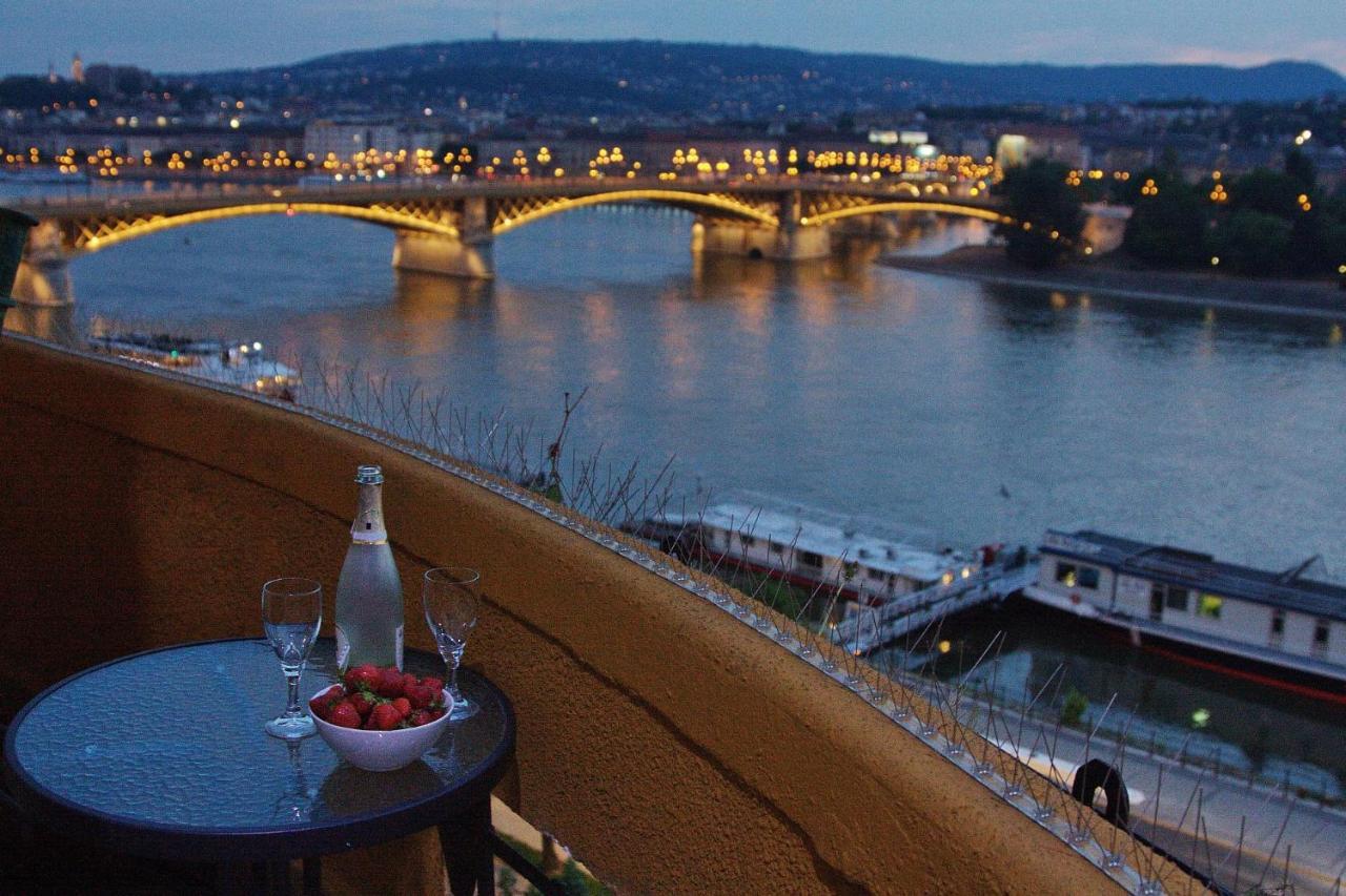 Riverside Gem In The City Center Budapest Exterior photo